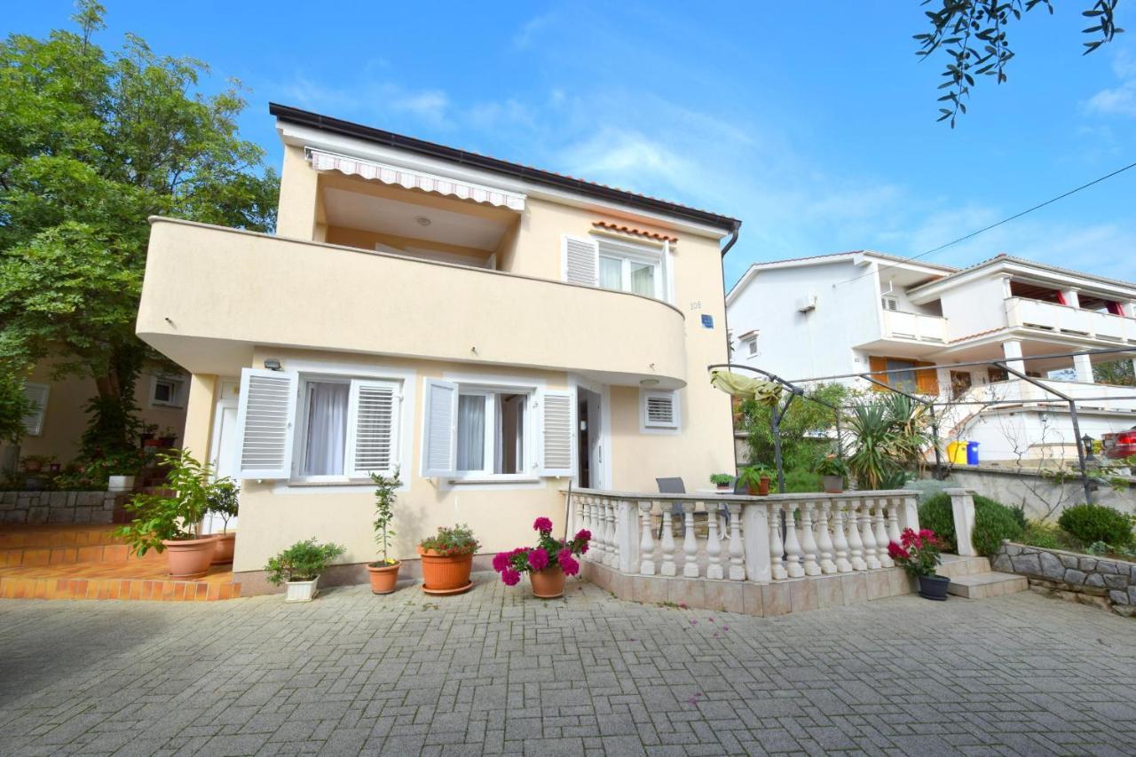 Apartments Julia Čižići Esterno foto